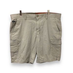 Weatherproof Mens 10” Rip Stop Multifunctional Utility Cargo Shorts, size 38